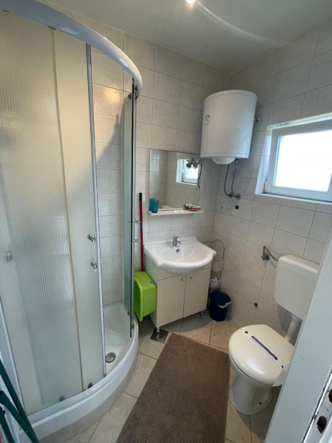 Sukosan Studio Apartman ภายนอก รูปภาพ